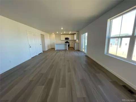 22035 E 39th Ave, Aurora, CO 80019 photo 3