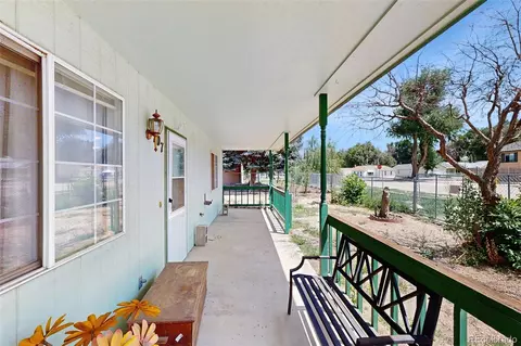 707 38th St, Evans, CO 80620 photo 5