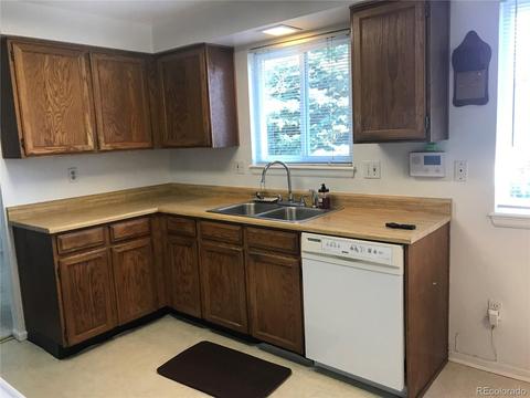 18628 E Kent Dr, Aurora, CO 80013 photo 4