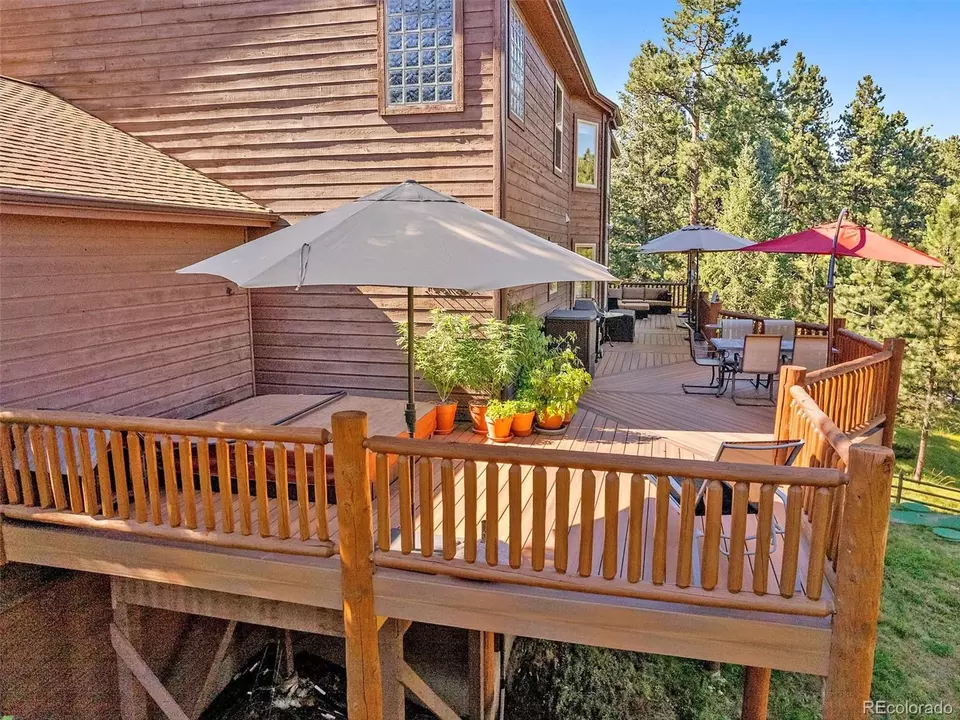 Exterior - 5878 S Merriam Dr, Evergreen, CO 80439 photo 4 of 15