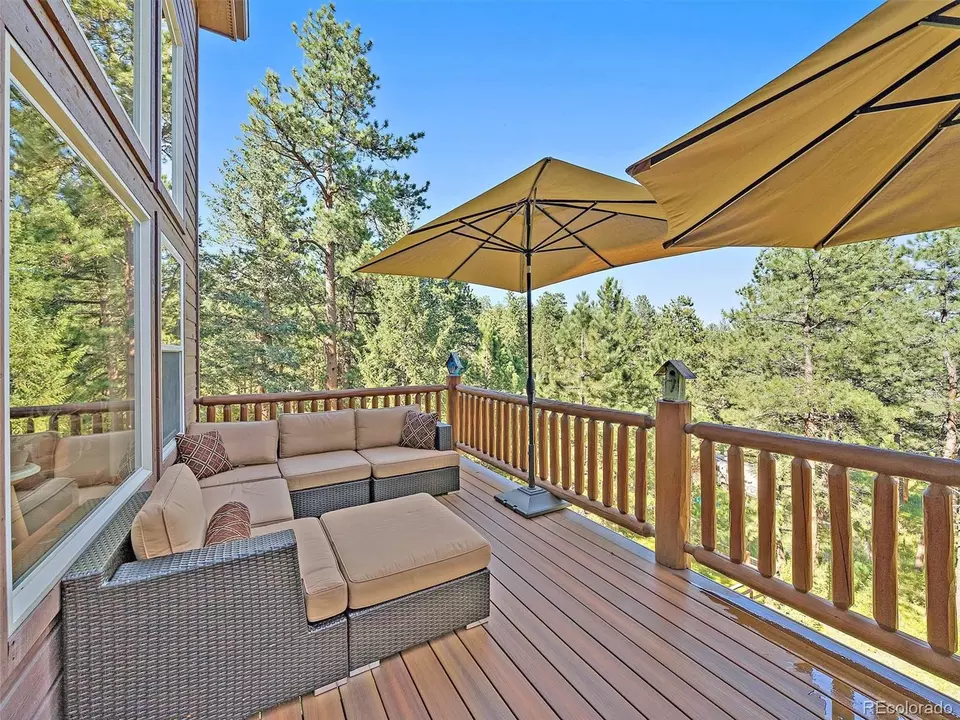 Exterior - 5878 S Merriam Dr, Evergreen, CO 80439 photo 3 of 15