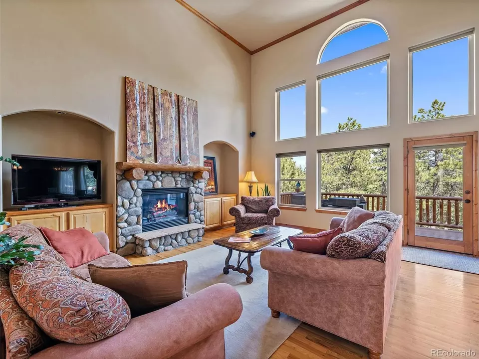 Living - 5878 S Merriam Dr, Evergreen, CO 80439 photo 2 of 8