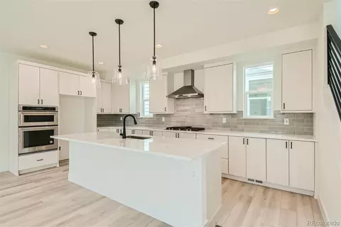 2770 E 102nd Pl, Thornton, CO 80229 photo 9
