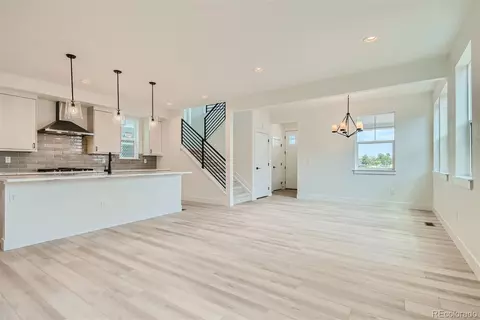 2770 E 102nd Pl, Thornton, CO 80229 photo 6