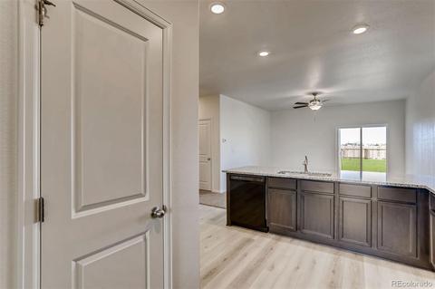 47525 Clover Ave, Bennett, CO 80102 photo 9