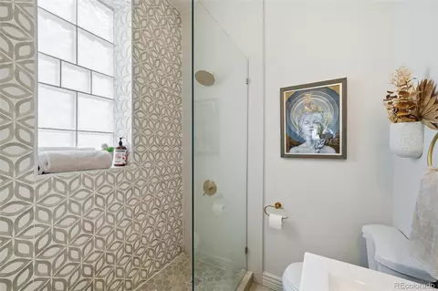 Bath - 2121 E 16th Ave, Denver, CO 80206 photo 1 of 8