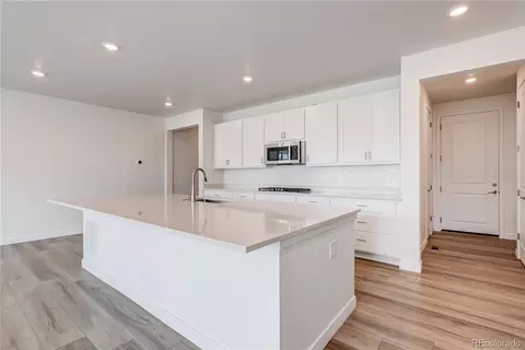 Kitchen - 4836 E 149th Ave, Thornton, CO 80602 photo 4 of 4