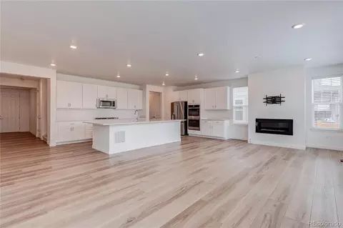 Living - 4836 E 149th Ave, Thornton, CO 80602 photo 3 of 8
