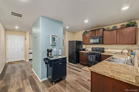 47351 Iris Ave, Bennett, CO 80102 photo 11