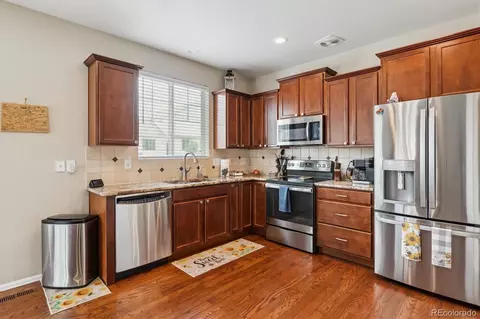 25850 E 3rd Ave, Aurora, CO 80018 photo 6