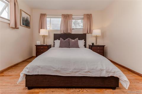 986 Paris St, Aurora, CO 80010 photo 17