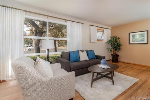 986 Paris St, Aurora, CO 80010 photo 3