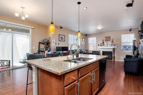 21899 E Layton Dr, Aurora, CO 80015 photo 4