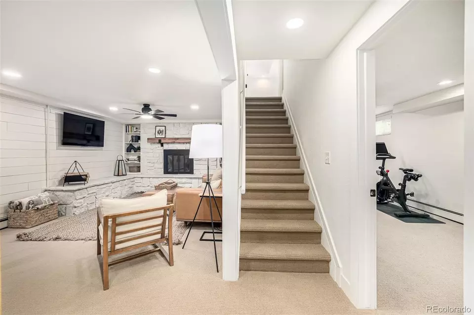 Entry Way - 7208 S Sherman St, Centennial, CO 80122 photo 1 of 2