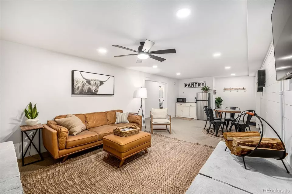 Living - 7208 S Sherman St, Centennial, CO 80122 photo 12 of 12