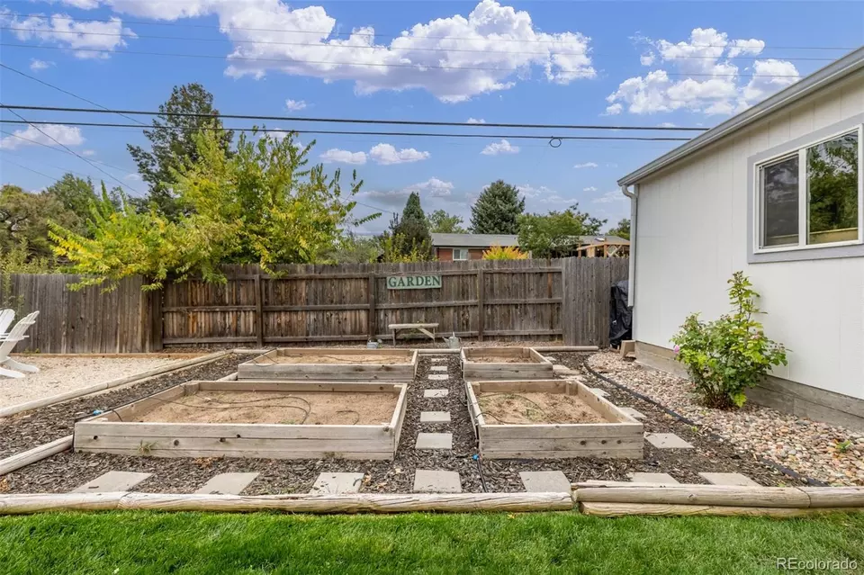 Exterior - 7208 S Sherman St, Centennial, CO 80122 photo 7 of 7
