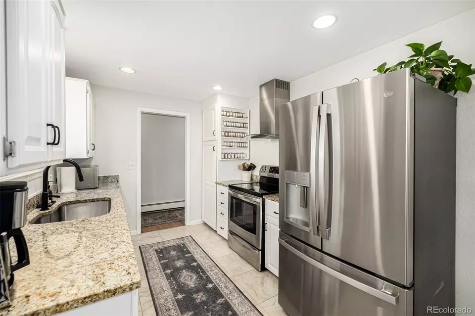 Kitchen - 7208 S Sherman St, Centennial, CO 80122 photo 1 of 2