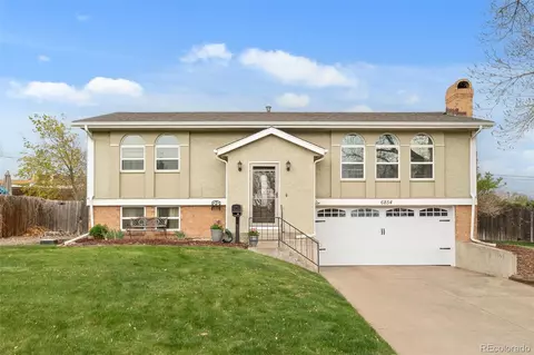 6854 S Willow St, Centennial, CO 80112