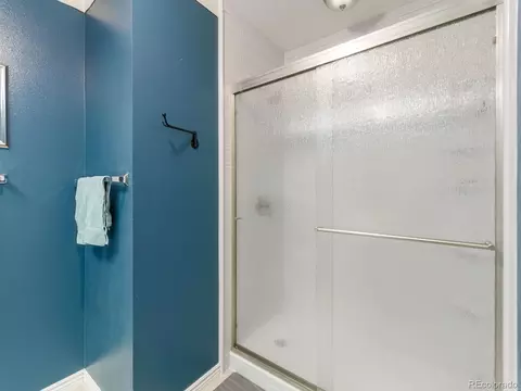 Bath - 15972 E Lehigh Cir, Aurora, CO 80013 photo 5 of 5