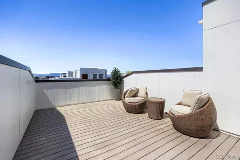 Exterior - 9200 E 47th Ave #403, Denver, CO 80238 photo 5 of 7