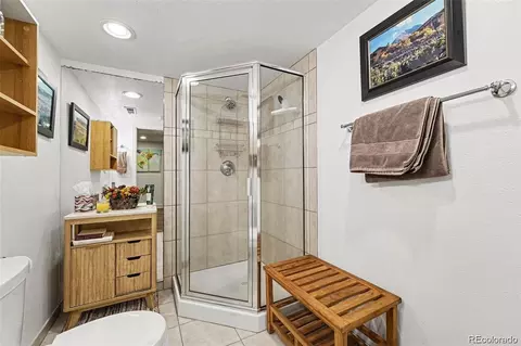 Bath - 12059 W Chenango Dr #D, Morrison, CO 80465 photo 3 of 3