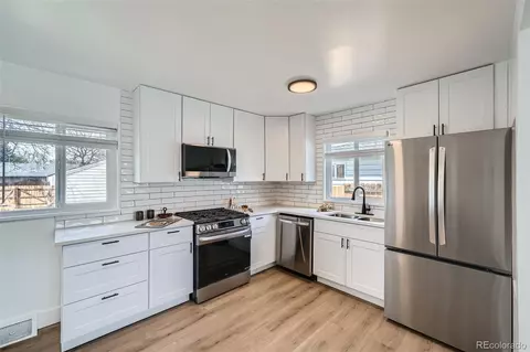 1649 Lima St, Aurora, CO 80010