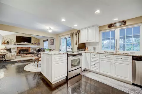 8754 E Phillips Pl, Centennial, CO 80112 photo 5