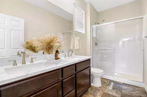Bath - 1072 Cable St, Brighton, CO 80603 photo 2 of 2