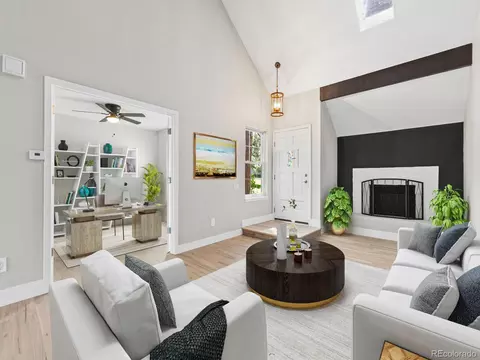 8062 E Phillips Cir, Centennial, CO 80112