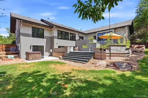 Exterior - 434 E Lake Pl, Littleton, CO 80121 photo 7 of 8