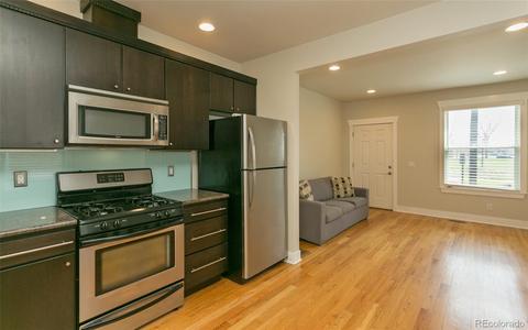 3045 Curtis St, Denver, CO 80205 photo 6