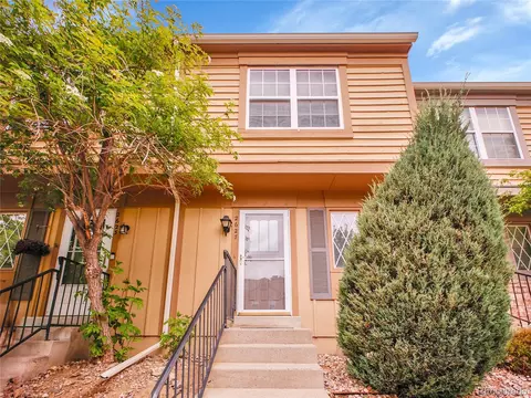 2627 E Nichols Cir, Centennial, CO 80122