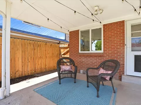 Exterior - 2010 Kendall St, Edgewater, CO 80214 photo 5 of 6