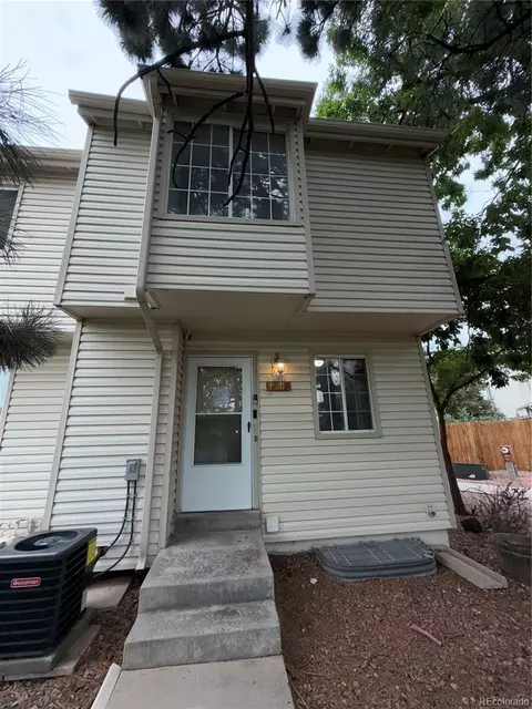 4126 S Mobile Cir #A, Aurora, CO 80013