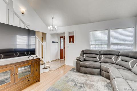 14490 E 43rd Ave, Denver, CO 80239 photo 5