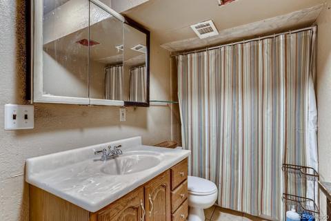 14490 E 43rd Ave, Denver, CO 80239 photo 24