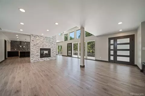 Living - 1400 Lodge Ln, Boulder, CO 80303 photo 3 of 7