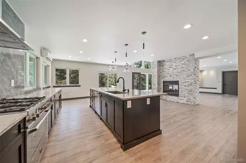 Kitchen - 1400 Lodge Ln, Boulder, CO 80303 photo 5 of 5