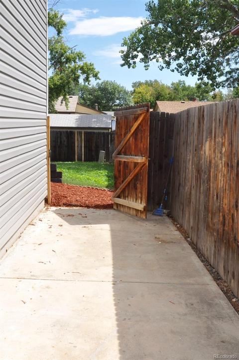 8754 Everett Cir, Arvada, CO 80005 photo 28