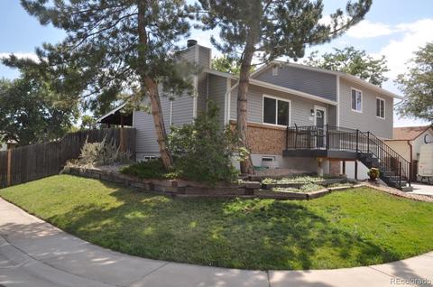 8754 Everett Cir, Arvada, CO 80005 photo 2