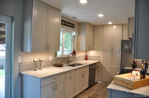 8754 Everett Cir, Arvada, CO 80005 photo 7