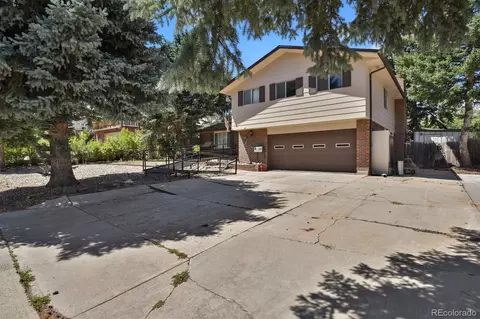 523 S Devinney St, Lakewood, CO 80228