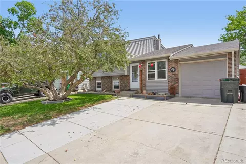 208 Madison Dr, Bennett, CO 80102