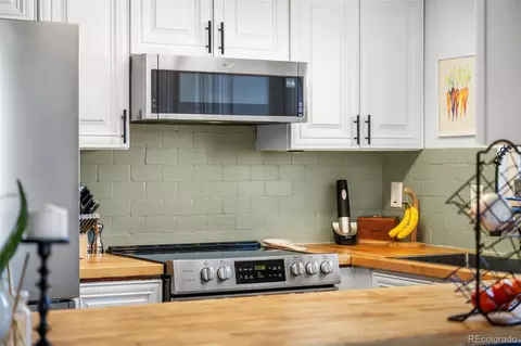 Kitchen - 9901 Evans Ave #20D, Denver, CO 80247 photo 4 of 7