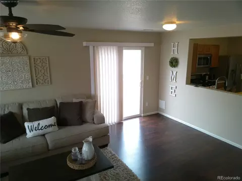 18655 E 40th Pl, Denver, CO 80249 photo 5