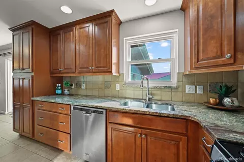 Kitchen - 3237 Haystack Rd, Castle Rock, CO 80104 photo 1 of 4