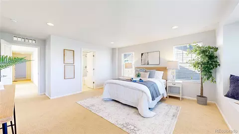 7932 E 49th Pl, Denver, CO 80238 photo 2