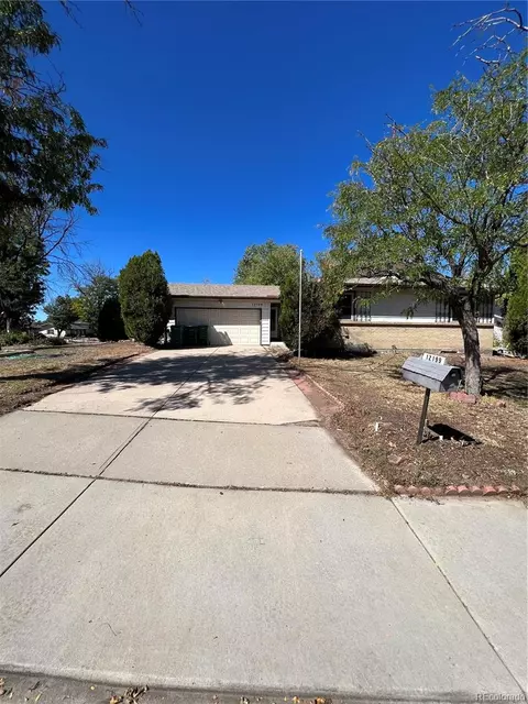 12199 E Oregon Dr, Aurora, CO 80012