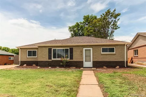 9141 Gail Ct, Thornton, CO 80229