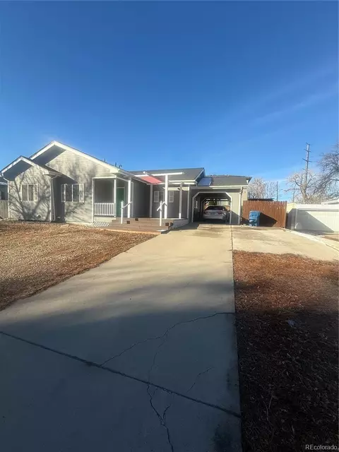 985 Depew St, Lakewood, CO 80214